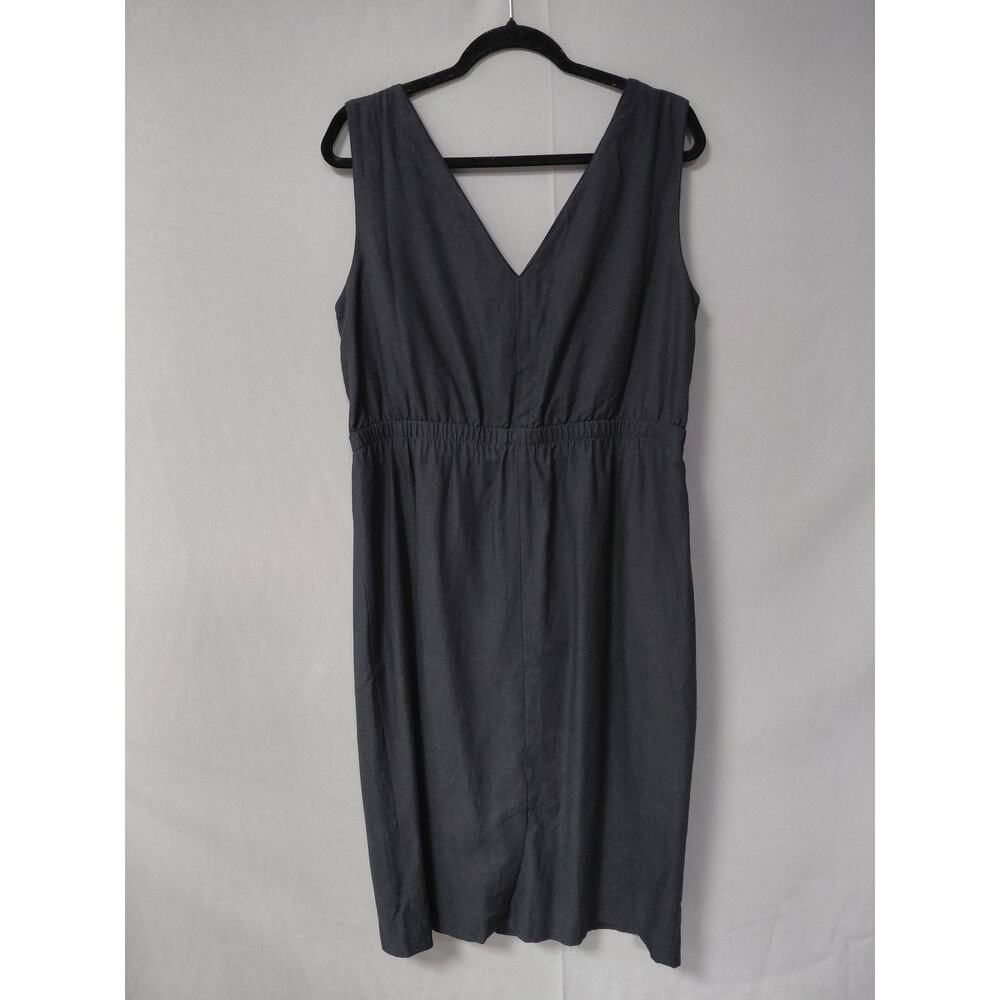 NWT ANN TAYLOR Black Knee Length Lightweight Dress Women Size 10 - Picture 2 of 12